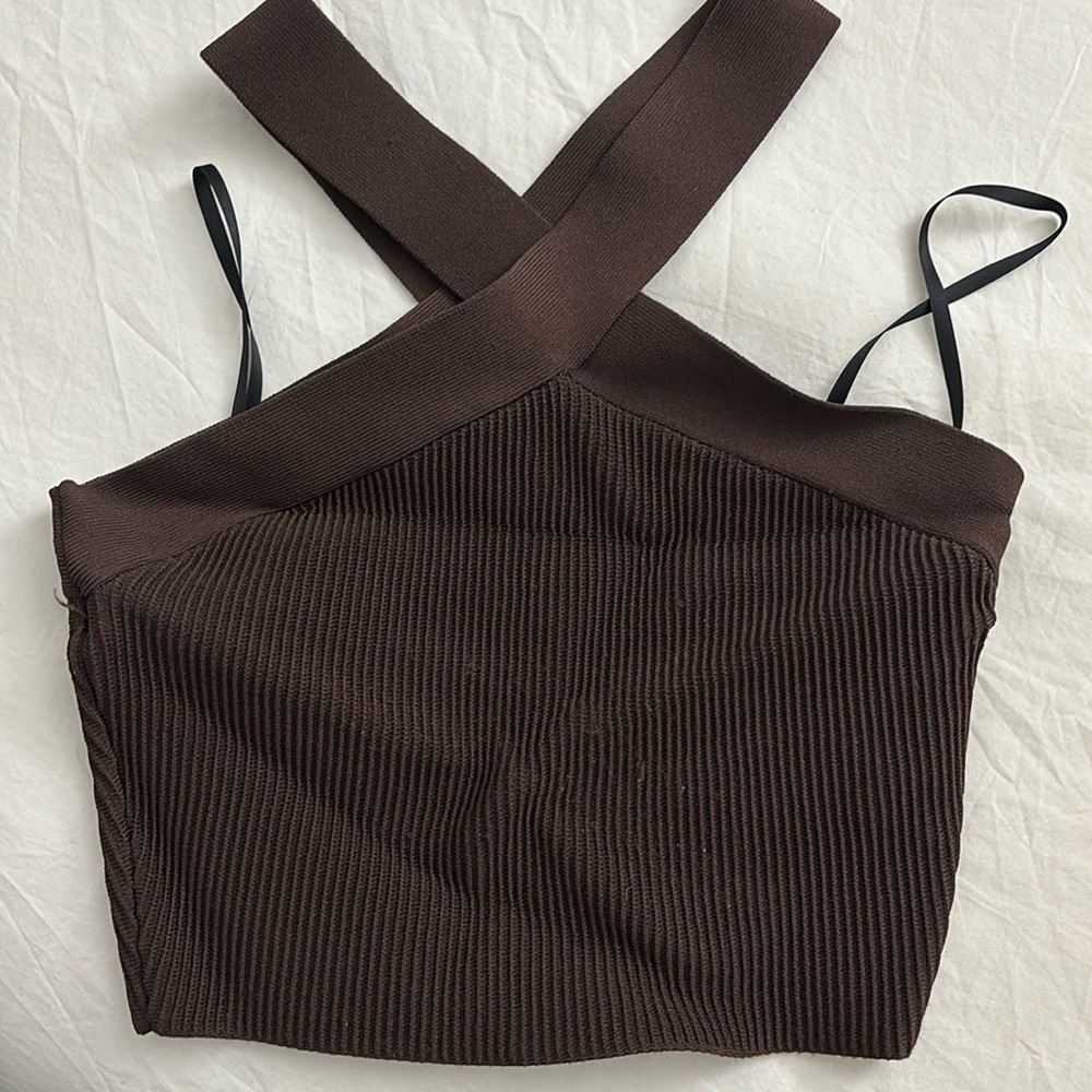Babaton Sculpt Knit Criss Cross Cropped Tank